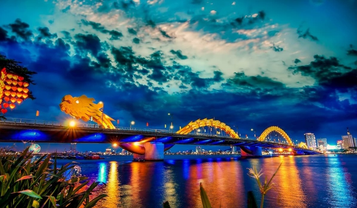 夢想再峴 黃金海岸 巴拿佛手橋・會安迦南島 五日